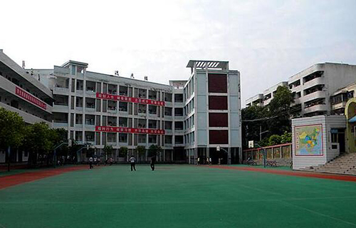 江津市西湖鎮初級中學校