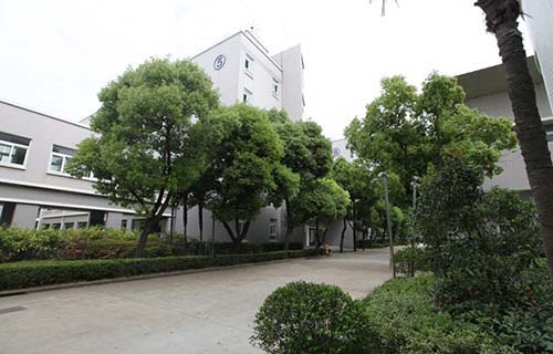 鎮遠縣金堡鄉洌洞中學