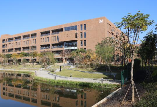 浙江省寧波市鄞州區藍青學校