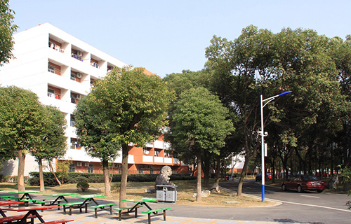 江津市先鋒鎮夾灘中學