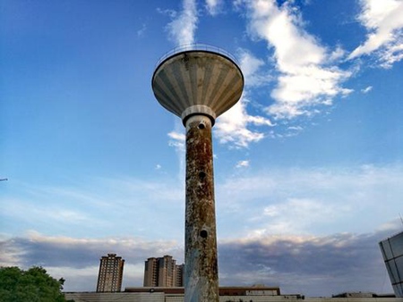 隆昌縣城關職業中學