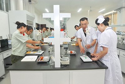 成都衛生學校2017年招生 (3).jpg