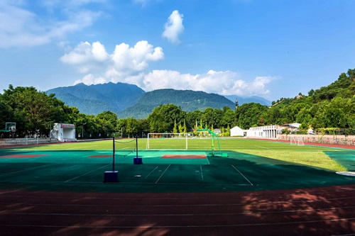 成都中醫藥大學峨眉學院報名條件是什么