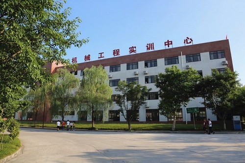 重慶交通職業學校招生辦聯系電話是多少