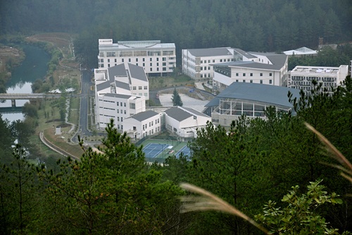 惠水中等職業學校招生辦地址在哪里