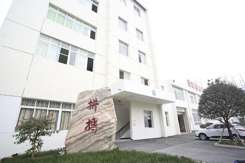 2021年成都新運職業學校報名條件是什么