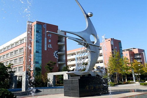 重慶南川隆化職業中學校地址在哪里