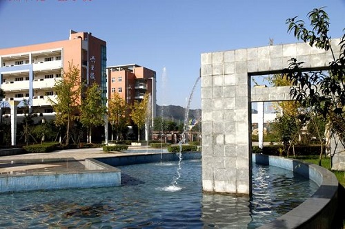 報考重慶南川隆化職業中學校,要滿足哪些報名條件