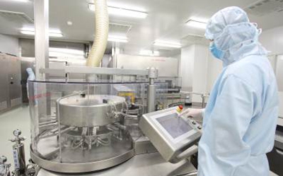 新疆醫科大學厚博學院2022年學費、收費多少