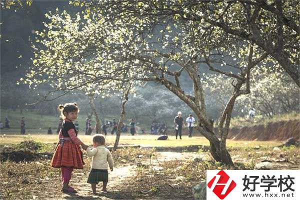 張家界少數民族加分政策是什么？中專升大專加分嗎？