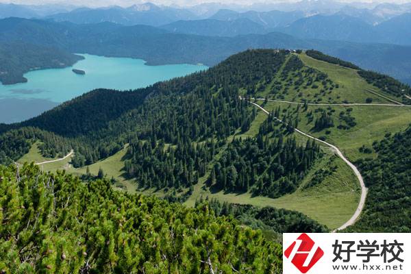 湘潭縣第一職業中專技術學校有哪些特色專業？