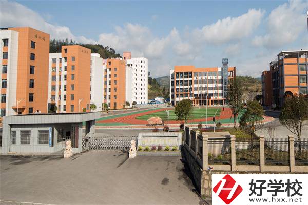 湘西有哪些學美發的中職學校？專業好就業嗎？