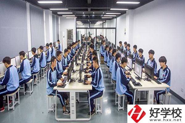 湖南省商業職業中等專業學校實訓室