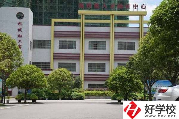 新田縣職業中等專業學校實訓樓