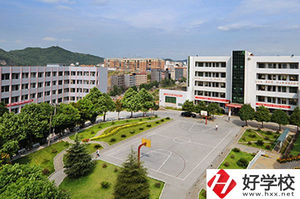 在瀘溪縣第一職業中學學平面設計怎么樣？
