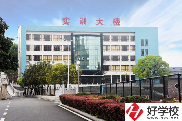 衡山縣職業中等專業學校實訓樓