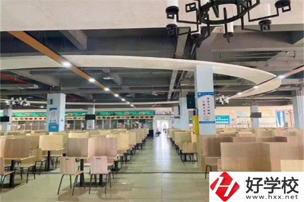 長沙經貿職業中專有哪些招生專業？有哪些辦學優勢？