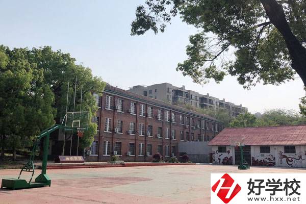 邵陽市通達職業技術學校有什么優勢?學費多少?