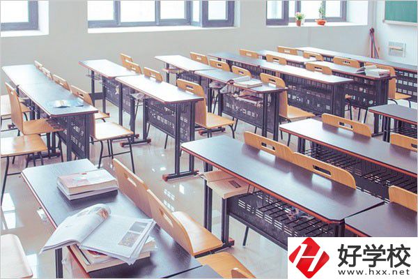 常德石門縣有什么中專學校？是公辦還是民辦的？