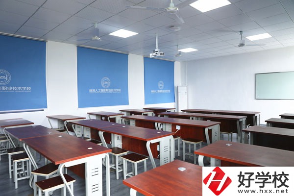 株洲人工智能職業技術學校教室