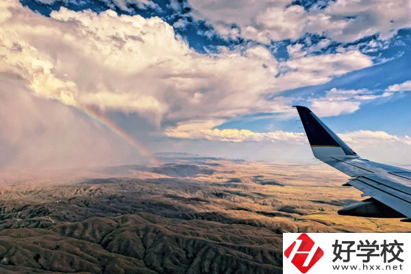 桂東縣職業教育中心報名要求有哪些？學費貴嗎？