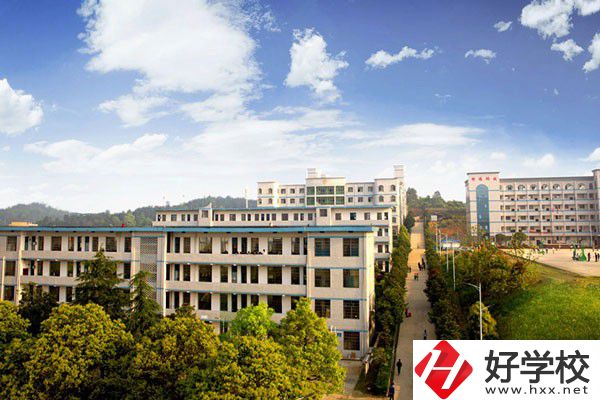 邵陽縣工業職業技術學校有高考班嗎？升學優勢如何？