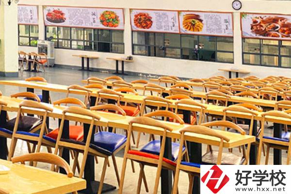 郴州市科龍職業技術學校食堂