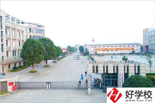 湖南有什么中專學?？梢詫W醫?中職學醫要提高學歷嗎?