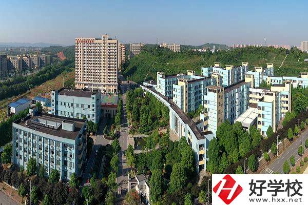 長沙財經學校的地址在哪？來校路線怎么走？