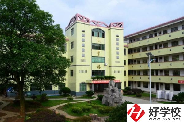 安仁職業中專教學樓