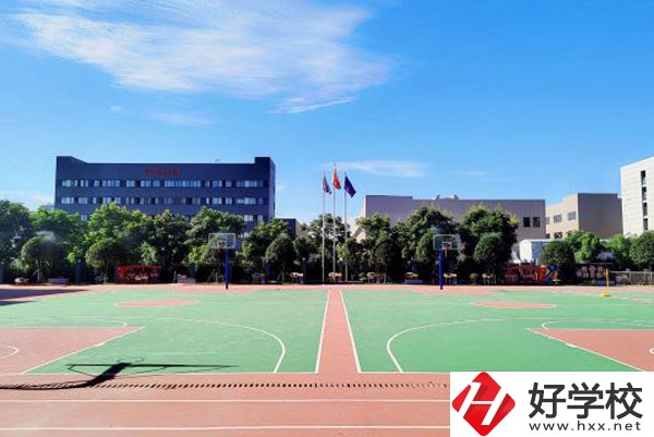長沙涉外旅游職業中專運動場