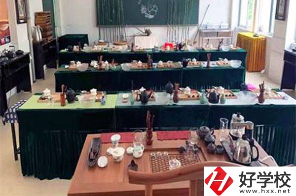 張家界有哪些公辦中職學校？有什么特色專業？