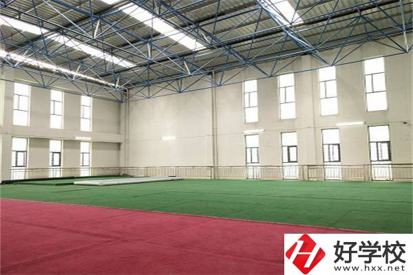 婁底環宇中等職業技術學校辦學如何？什么專業能升學？