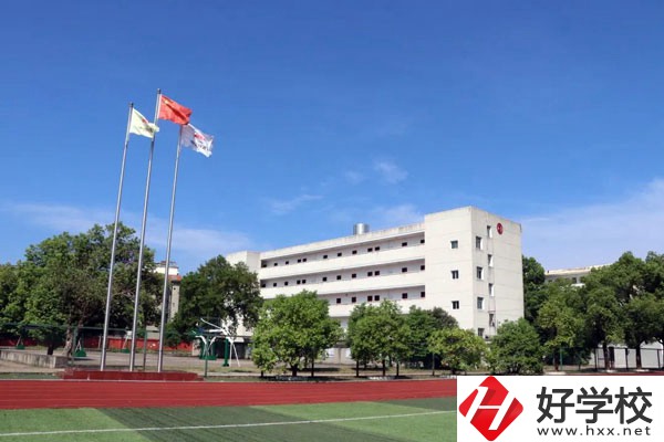 湘潭鐵路工程學校開設了哪些專業？就業前景如何？