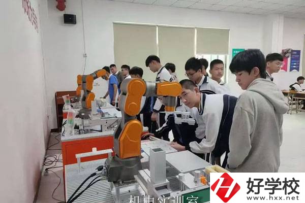東安金橋中等職業學校有什么專業?國際辦學靠譜嗎?