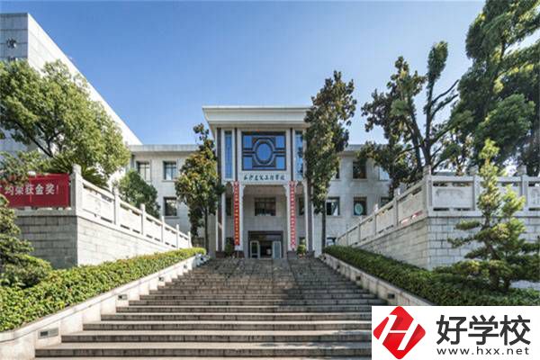 長沙有哪些職?？梢詫W建筑工程專業？有什么辦學優勢？