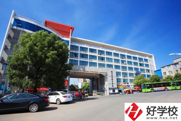 長沙辦學規模最大的職校是哪一所？有什么招生專業？