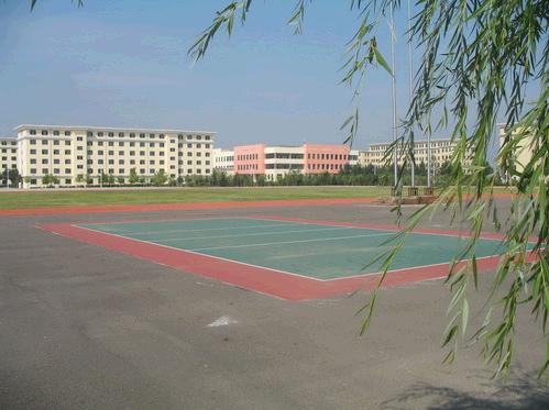綏化市職業技術教育中心學校 校園圖片簡介