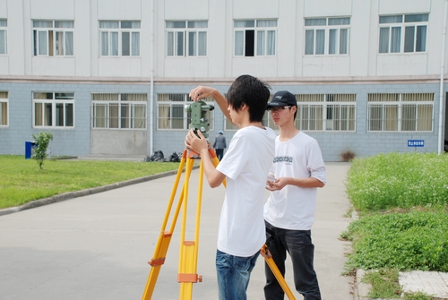 天津哪里可以學建筑工程技術專業？