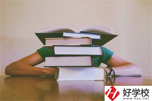 湖南參加中考對選職校的重要性，怎么才能選到好學校？