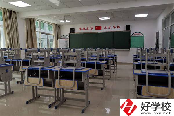 長沙康明中等職業學校教室