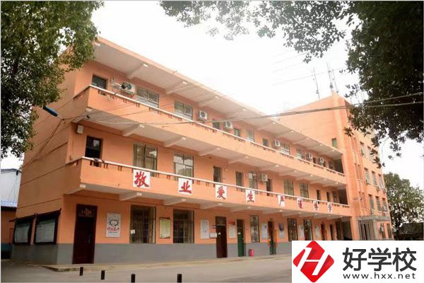 邵陽市騰爵職業中專教學樓