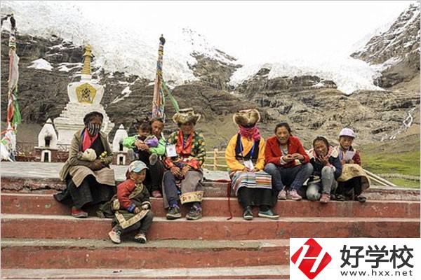 張家界少數民族加分政策是什么？中專升大專加分嗎？