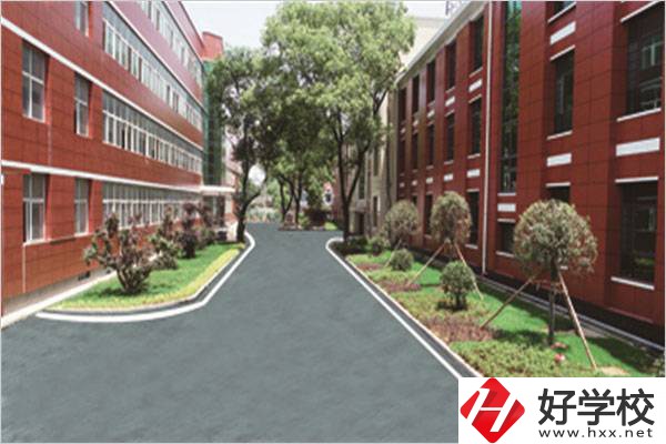 冷水江市新程中等職業技術學校教學樓