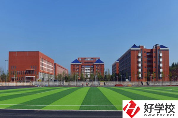 長沙縣職業中專學校運動場