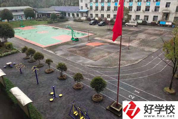 岳陽市有幾所中職學校有體育專業?哪所最好?
