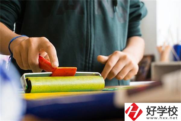 在湖南考不上高中又想繼續讀書怎么辦？有學校推薦嗎？