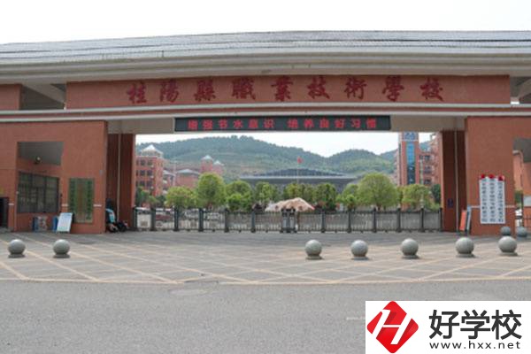 男生可以學幼兒保育專業嗎？郴州有學校推薦嗎？
