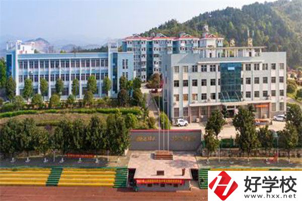 邵東縣職業中專是重點中專嗎？辦學條件怎么樣？