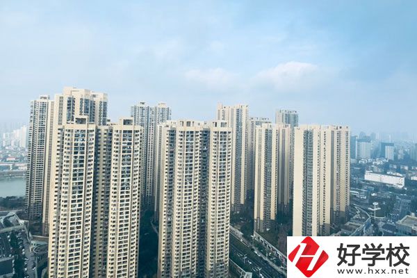 株洲南方航空高級技工學?？粘藢I怎么樣？